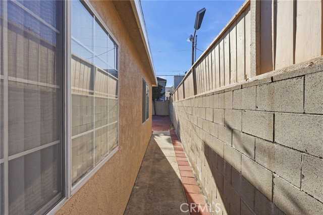 2211 Barbour Ct - Photo 5 of 5