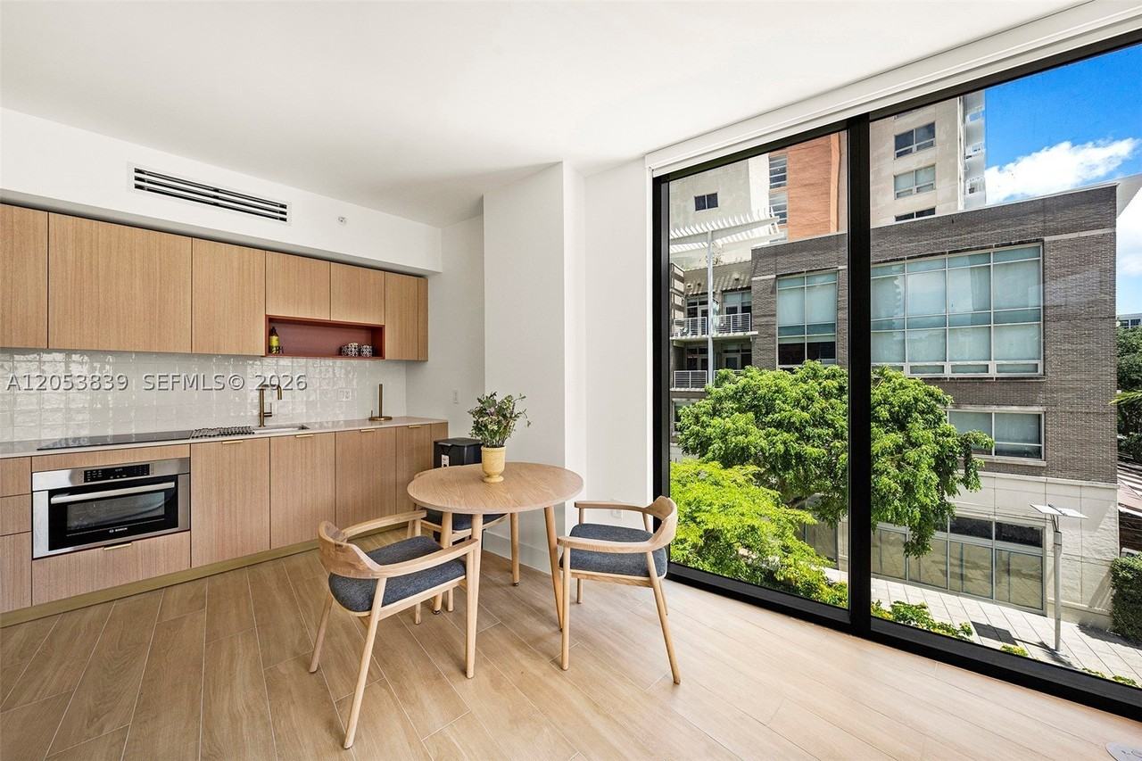 90 NE 32 St #312 - Photo 4 of 36
