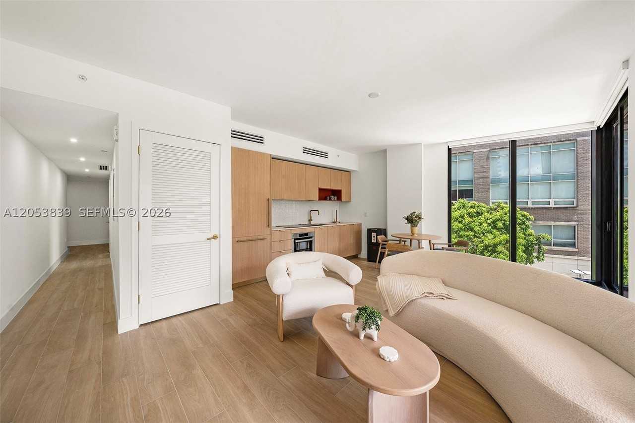 90 NE 32 St #312 - Photo 5 of 36