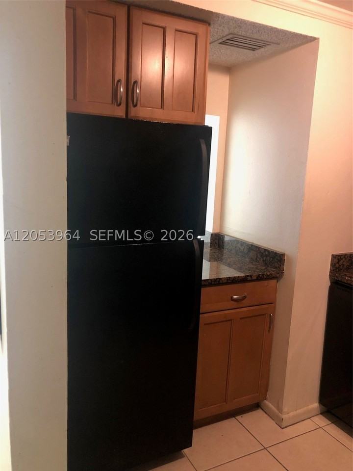 11252 Royal Palm Blvd #11252 - Photo 3 of 11