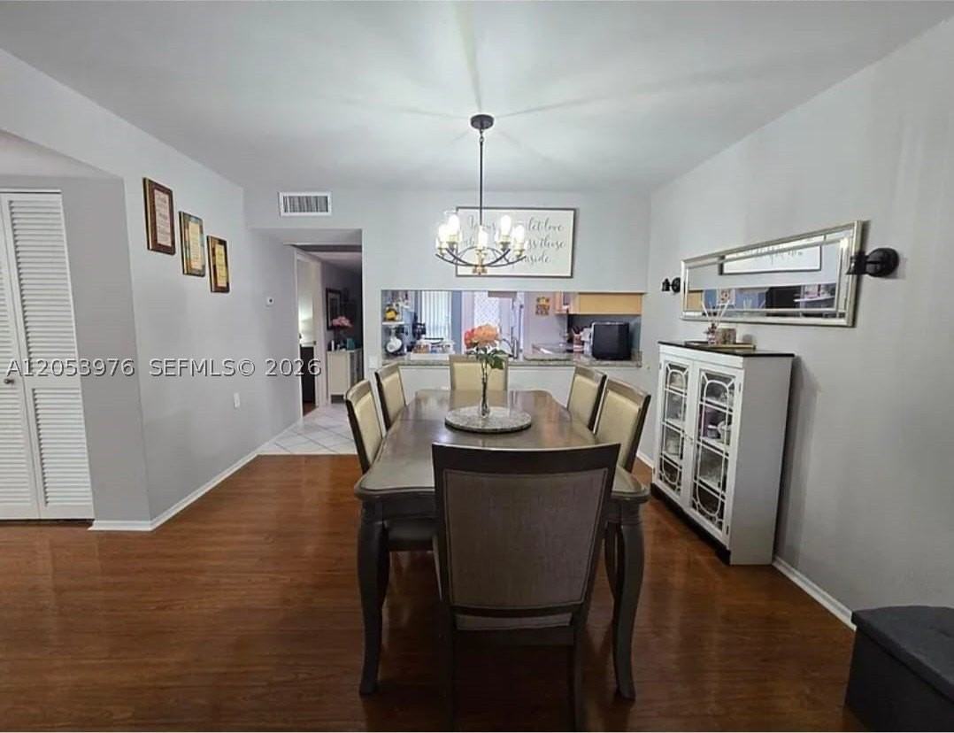 1103 Bahama Bnd #H2 - Photo 2 of 13