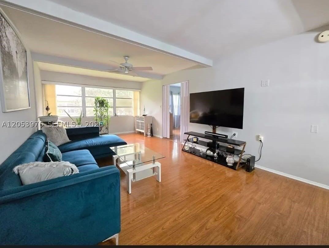 1103 Bahama Bnd #H2 - Photo 6 of 13