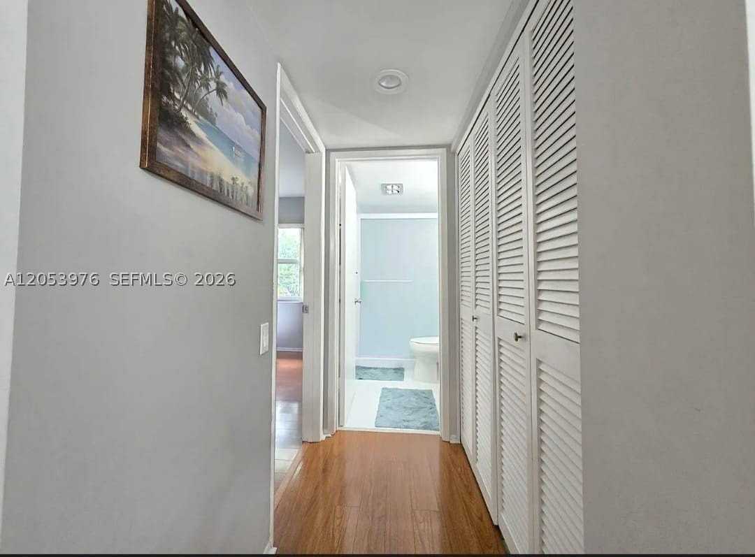 1103 Bahama Bnd #H2 - Photo 7 of 13