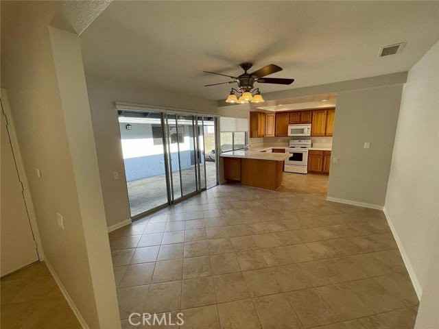 25372 Pacifica Ave - Photo 3 of 8