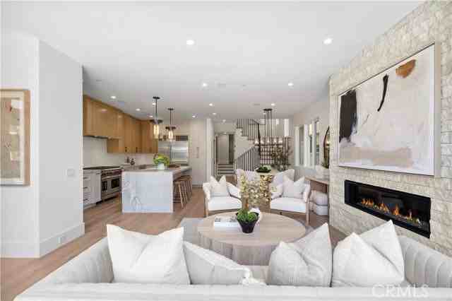 430 Fernleaf Ave - Photo 7 of 8