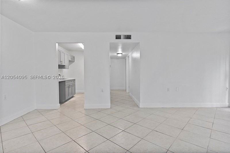 1201 Lake Victoria Dr #V - Photo 3 of 23