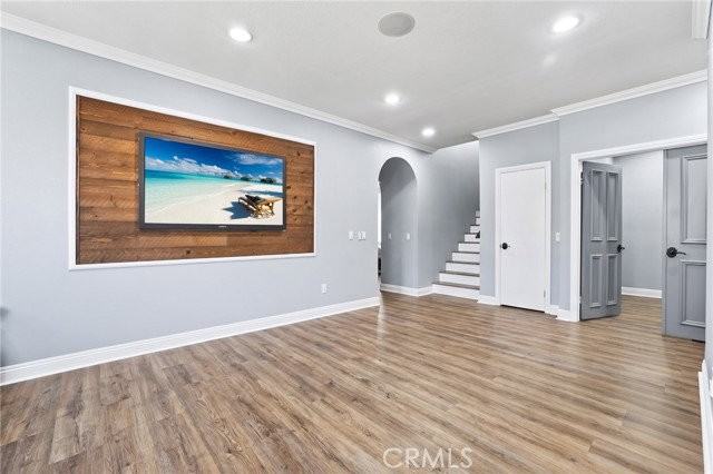 52 Touraine Pl - Photo 2 of 8