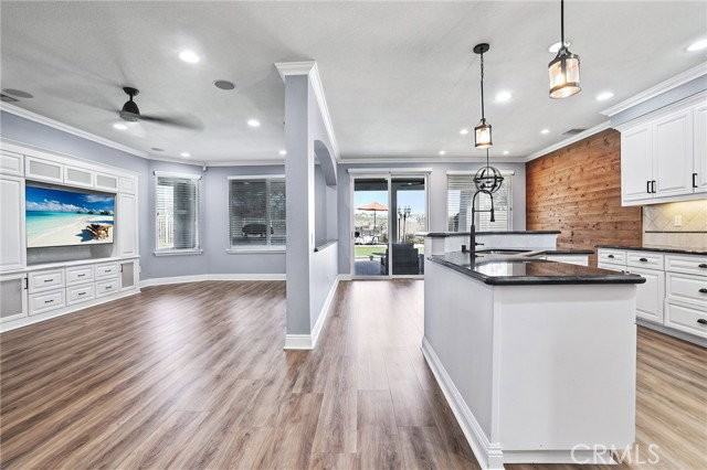 52 Touraine Pl - Photo 6 of 8