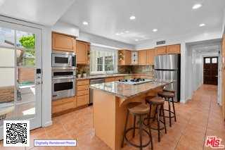11241 Peach Grove St - Photo 7 of 7