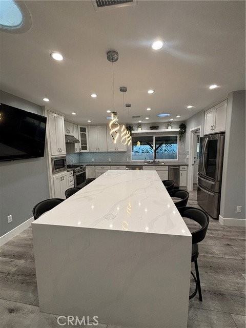 6250 Aura Ave - Photo 5 of 8