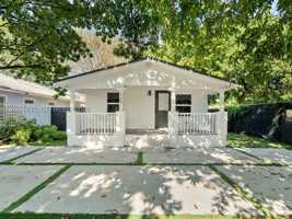 featured image of 1829 Nw 62nd Ter