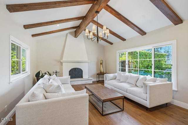 290 Saint Katherine Dr - Photo 4 of 6