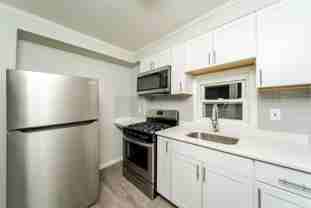 139 N Pine Ave #1 - Photo 1 of 1