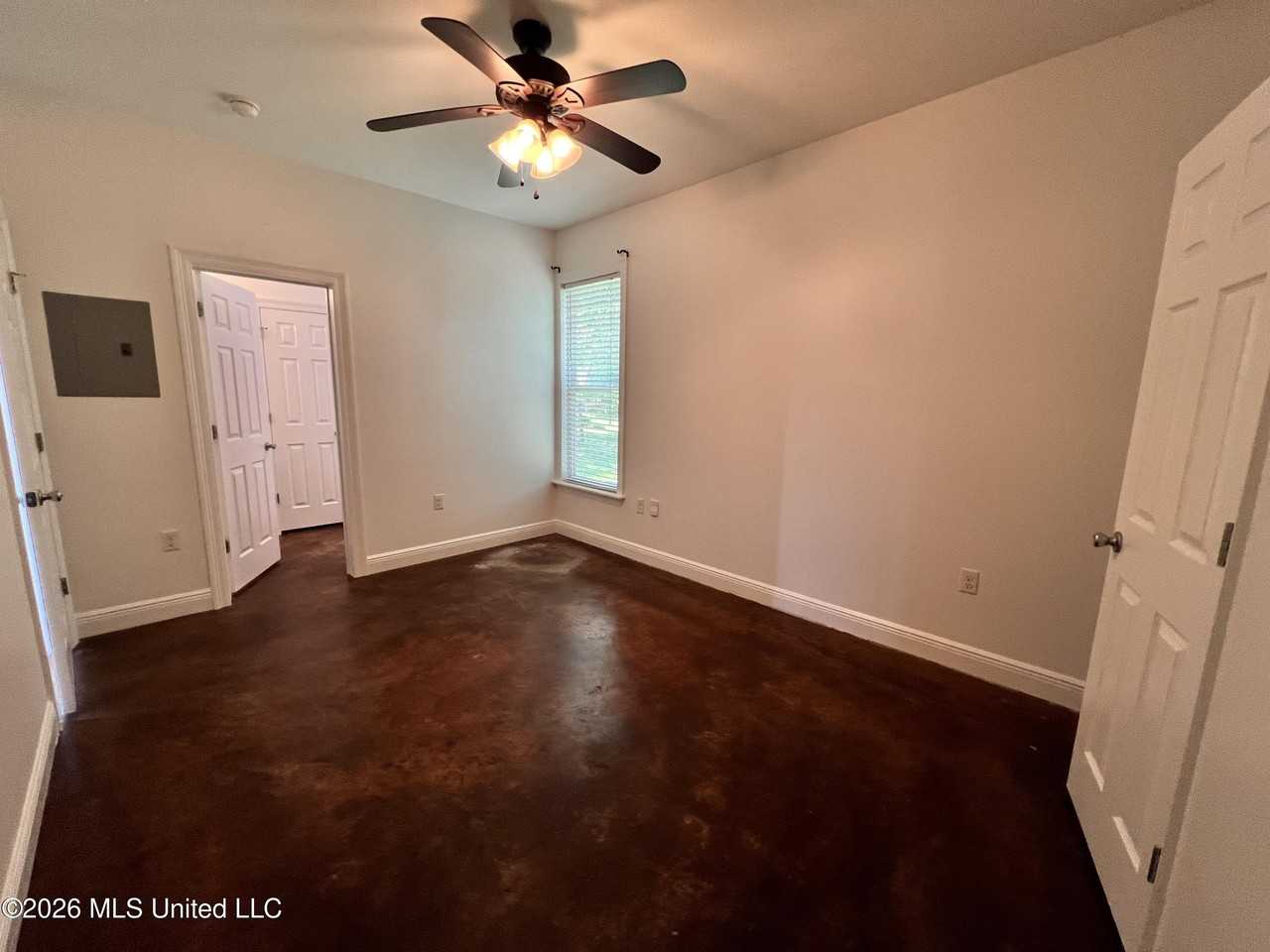 416 State St - Photo 7 of 12