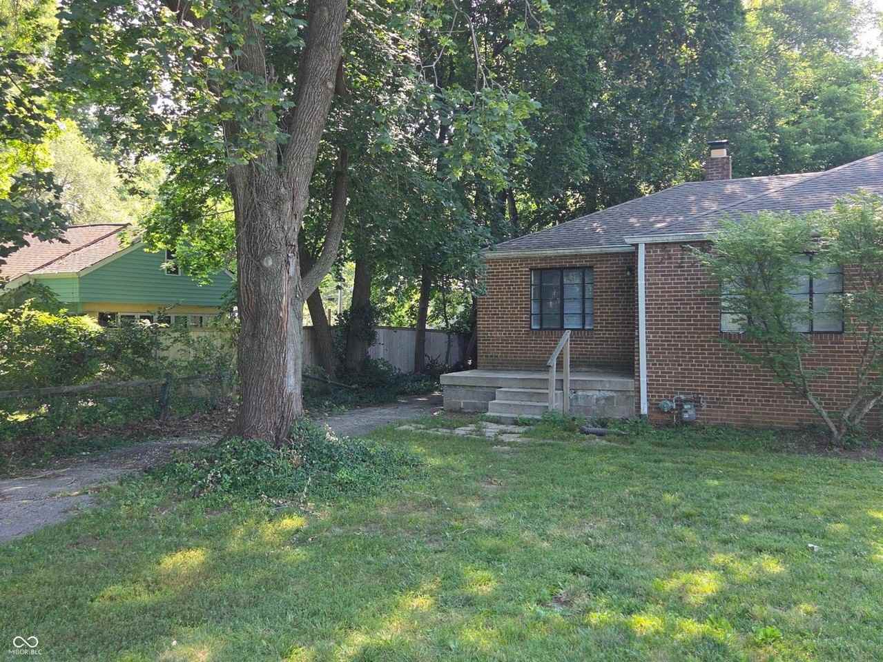 67 W Westfield Blvd - Photo 2 of 15