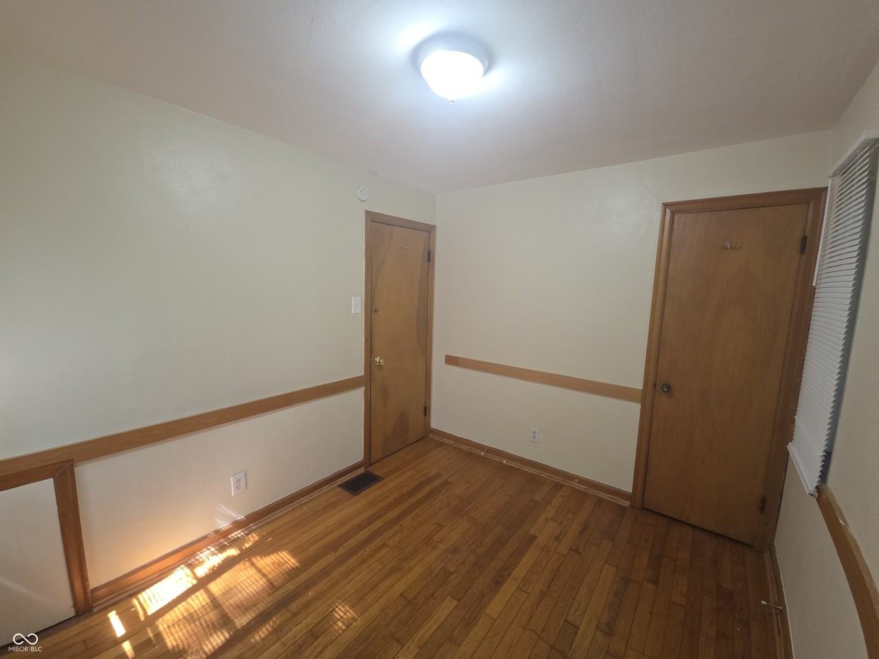 67 W Westfield Blvd - Photo 7 of 15