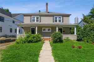 featured image of 215 Purchase St #A