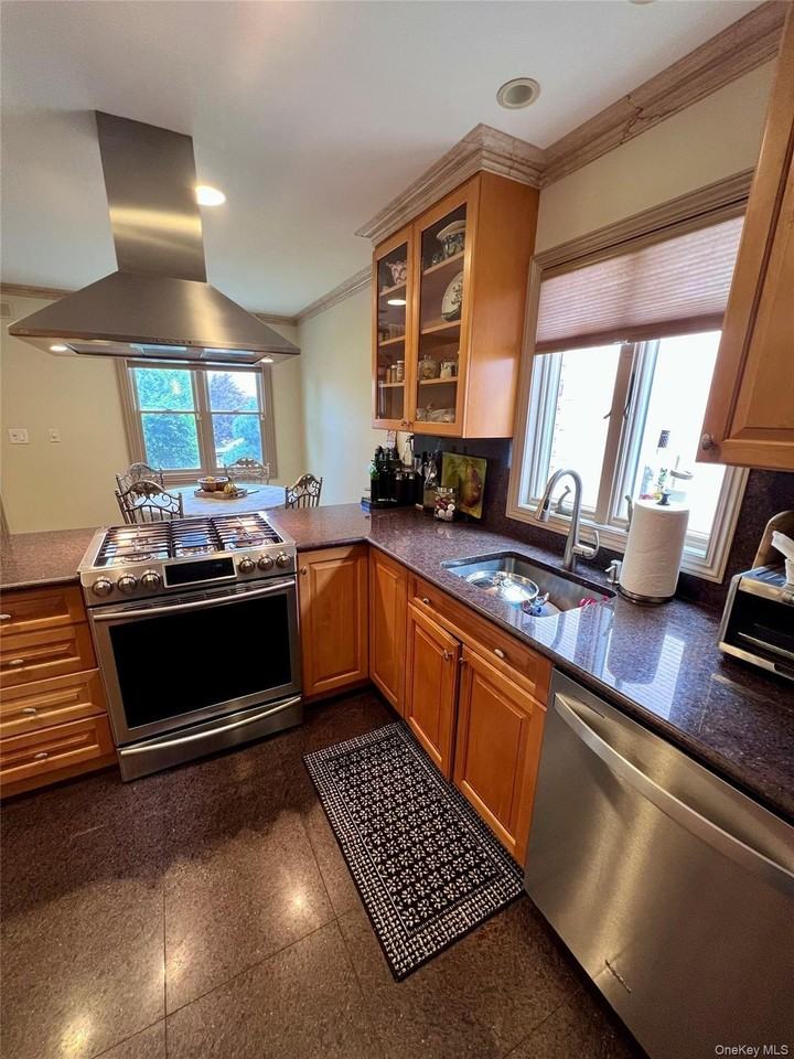15724 20th Rd - Photo 2 of 21