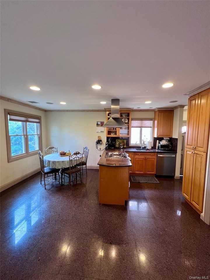 15724 20th Rd - Photo 5 of 21