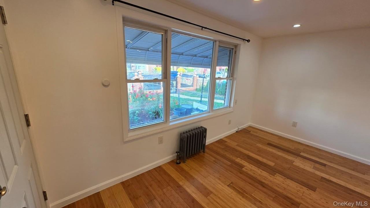 11443 199th St #1FL - Photo 4 of 17