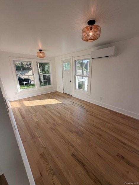 227 N Railroad Ave - Photo 6 of 15