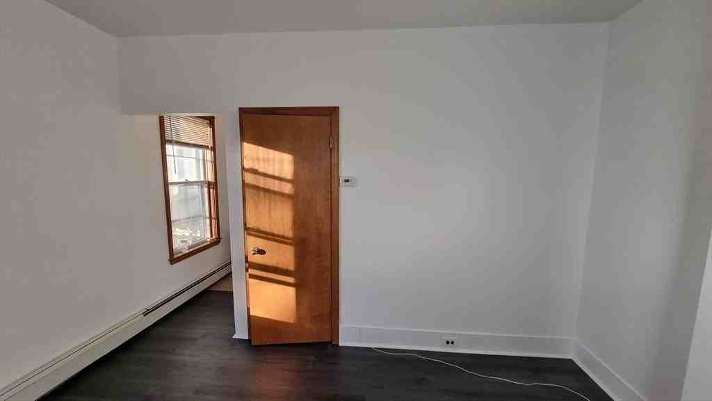 25 Magee St #2 - Photo 5 of 7