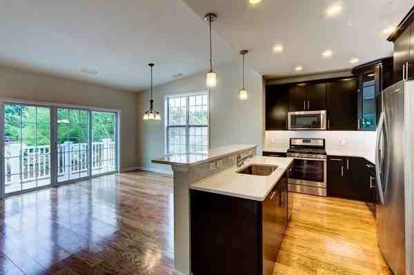 1008 Bradish Ln #1008 - Photo 3 of 29