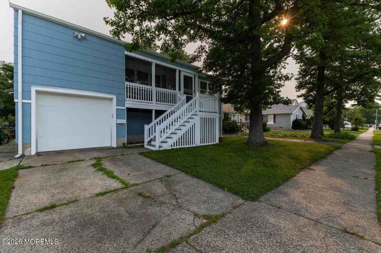 145 Osborne Ave - Photo 2 of 28