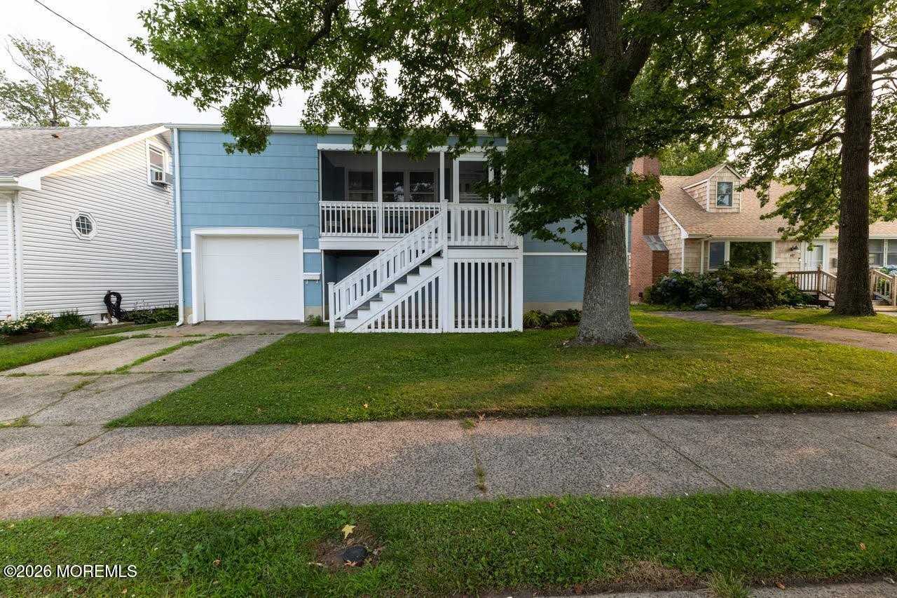 145 Osborne Ave - Photo 3 of 28