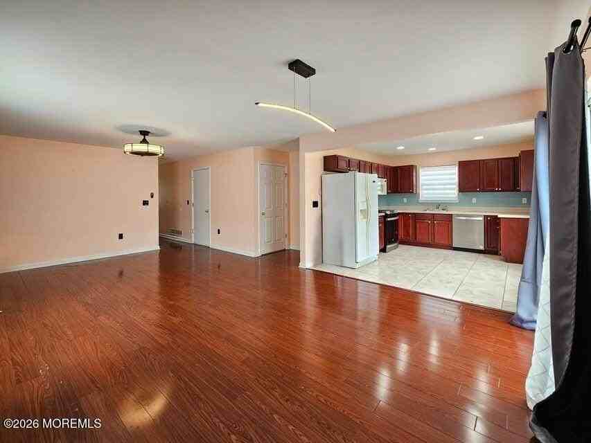 50 E Sedgwick St - Photo 7 of 17