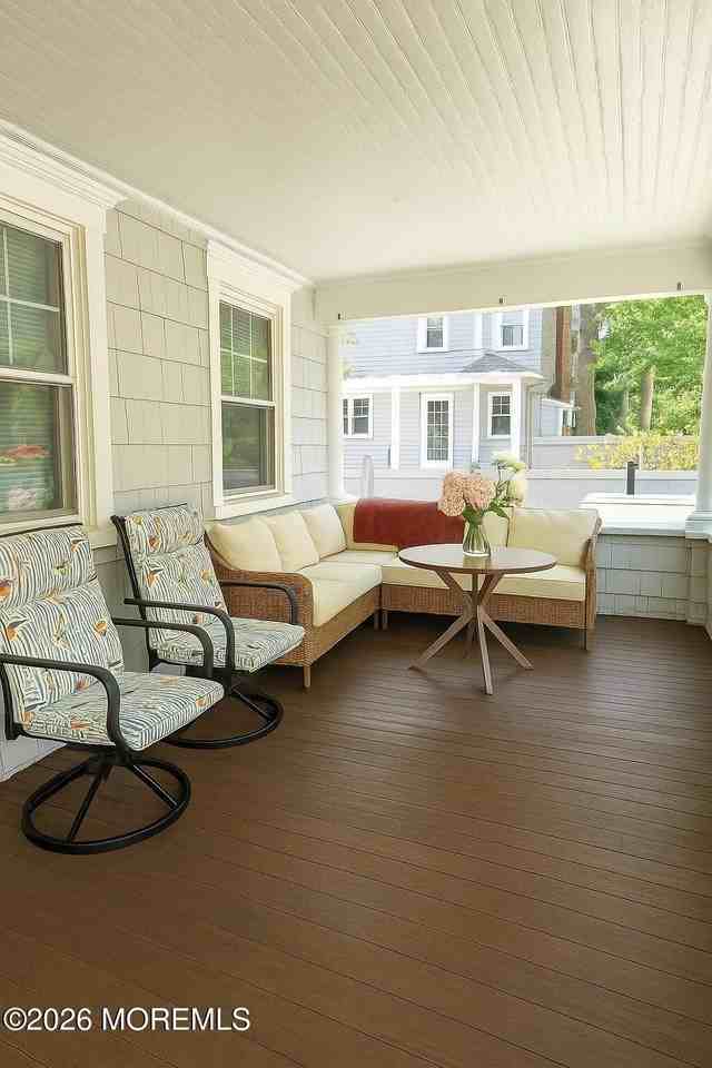 1305 4th Ave - Photo 3 of 35