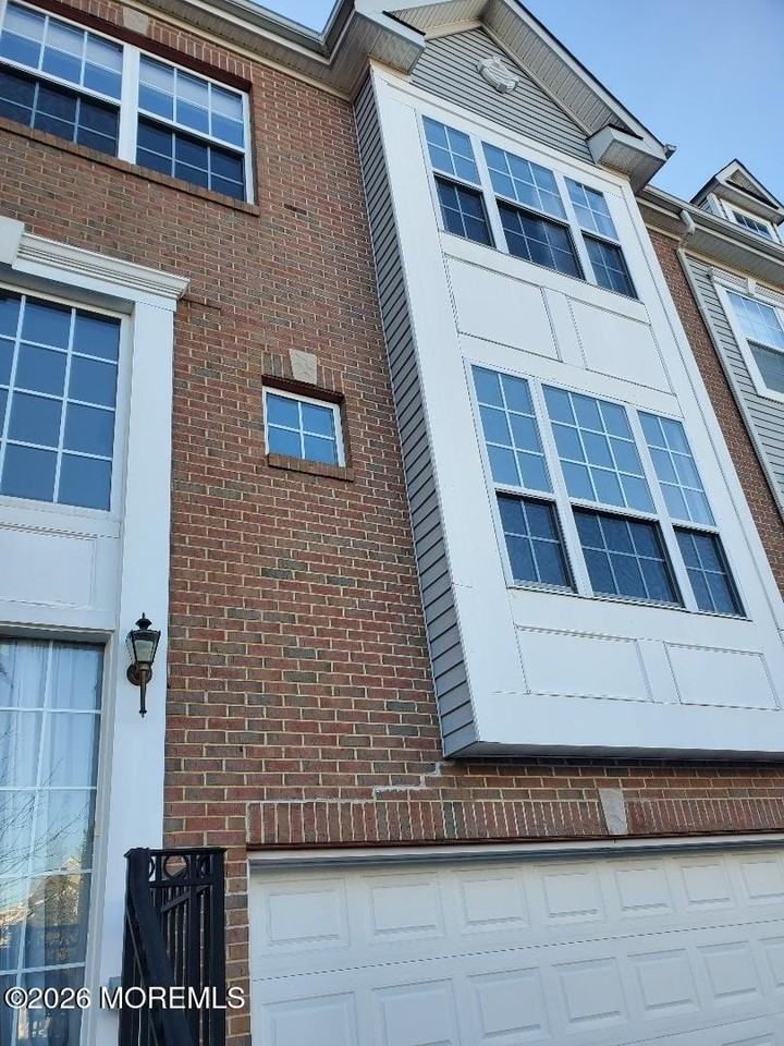 350 Bernard Dr #350 - Photo 3 of 36