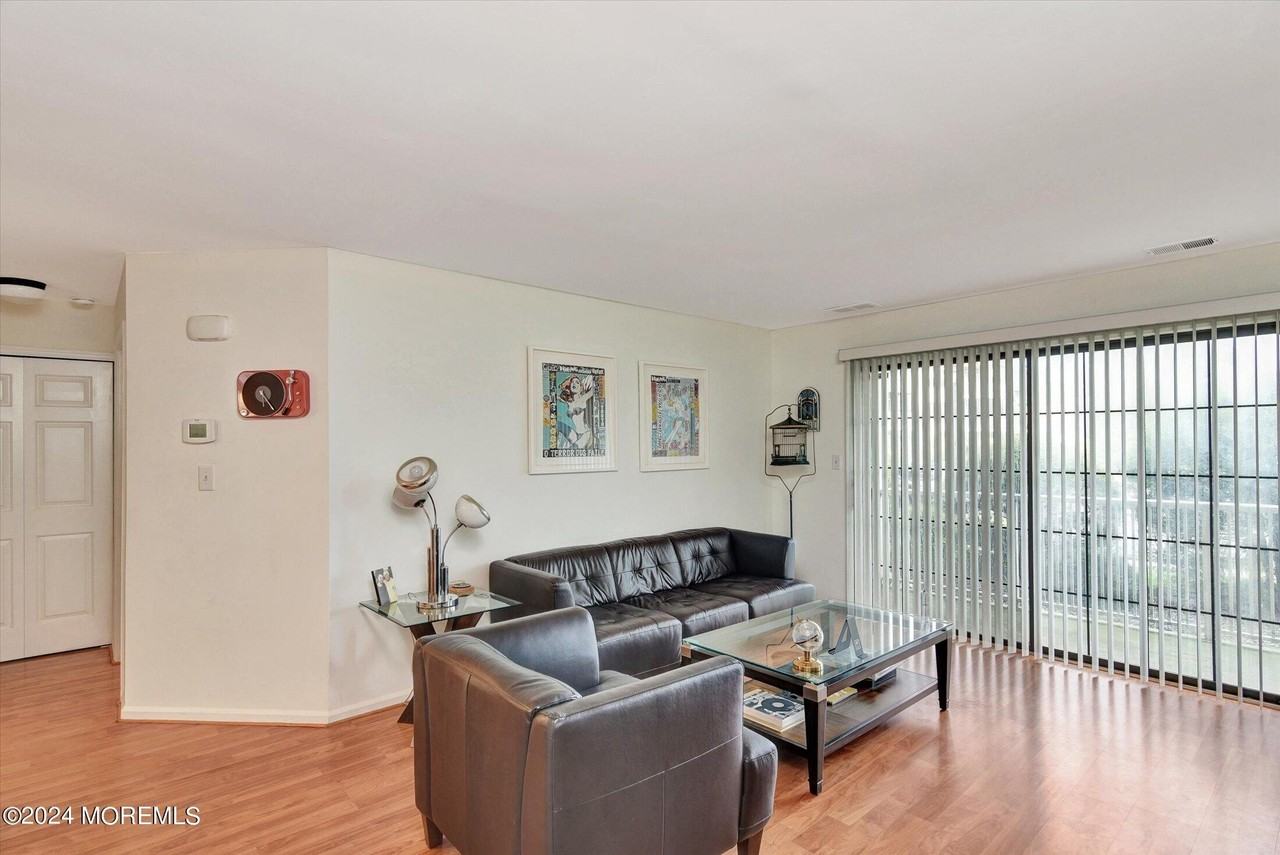 54 Lear Ct #54 - Photo 4 of 24