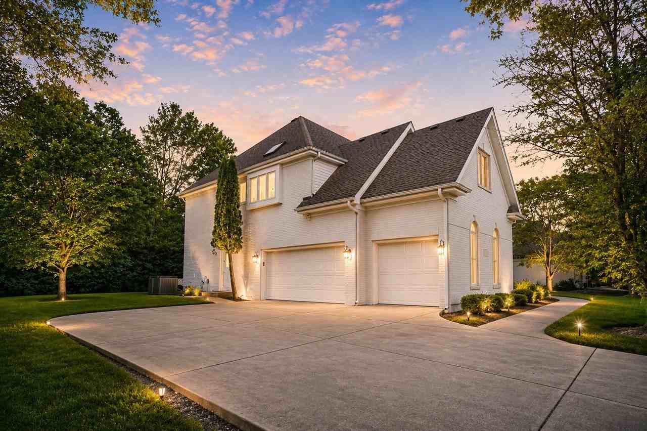 1315 Darien Club Dr - Photo 5 of 26