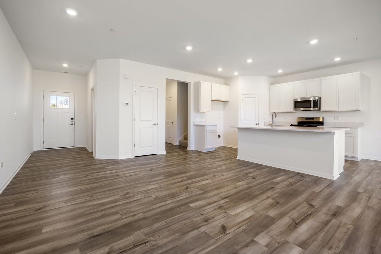668 Cassia Ct #0 - Photo 4 of 24