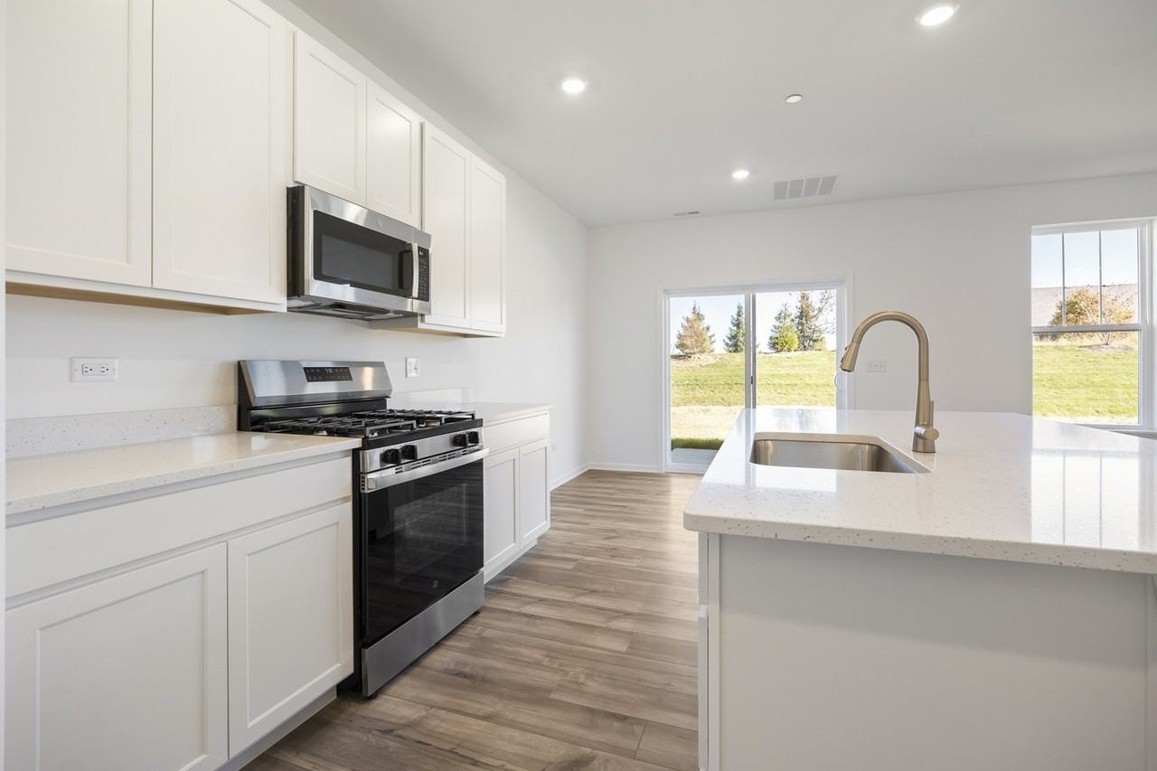 668 Cassia Ct #0 - Photo 6 of 24