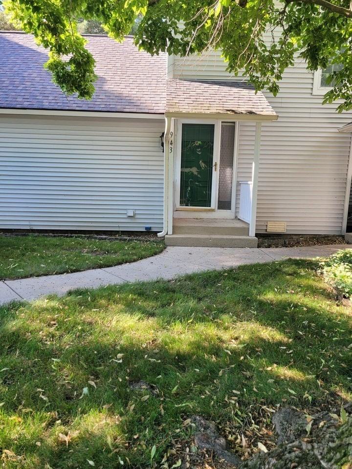 943 Clark Dr #943