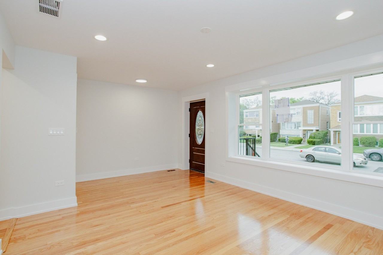 5509 N Central Ave - Photo 3 of 26
