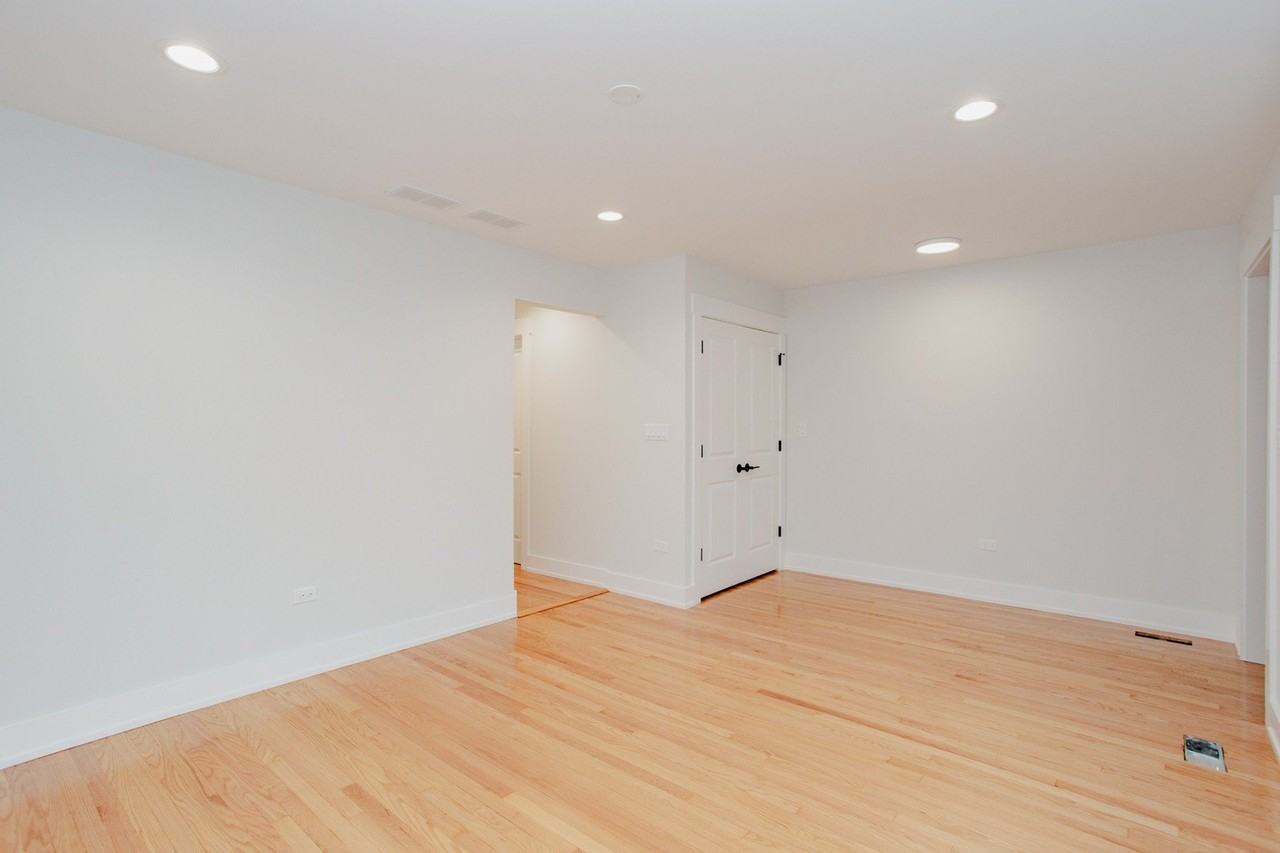 5509 N Central Ave - Photo 4 of 26