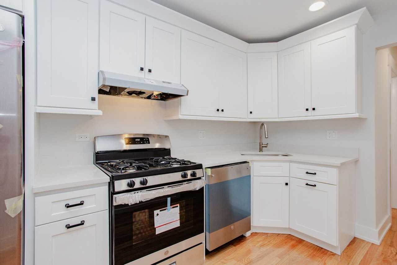 5509 N Central Ave - Photo 5 of 26