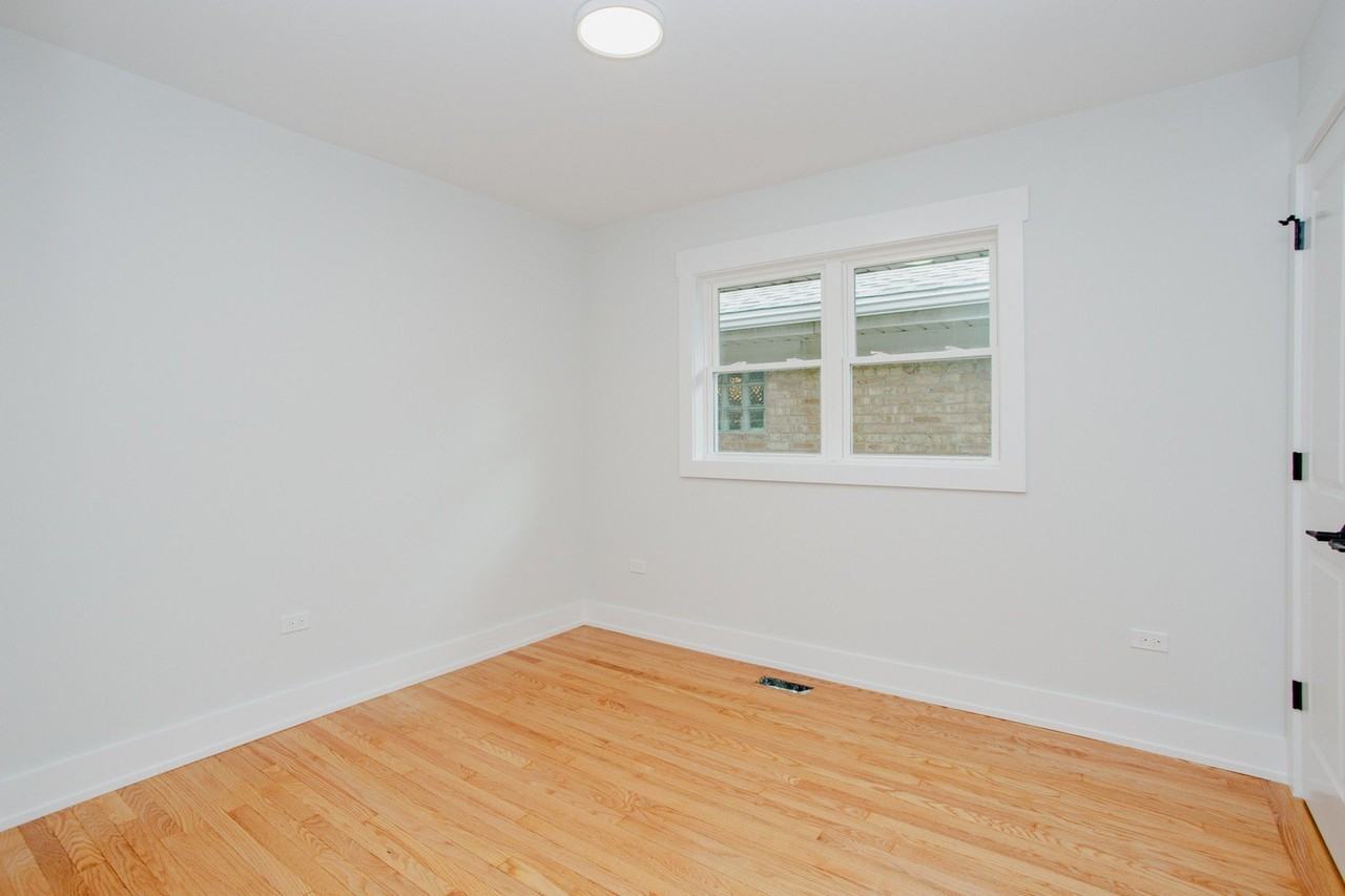 5509 N Central Ave - Photo 7 of 26