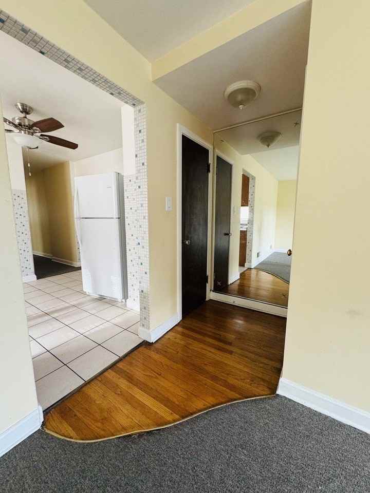 2626 W Balmoral Ave #201 - Photo 4 of 13