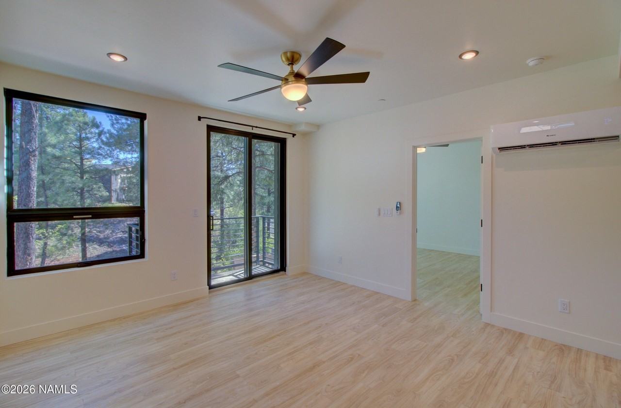1206 E Jen Dr #101 - Photo 4 of 20