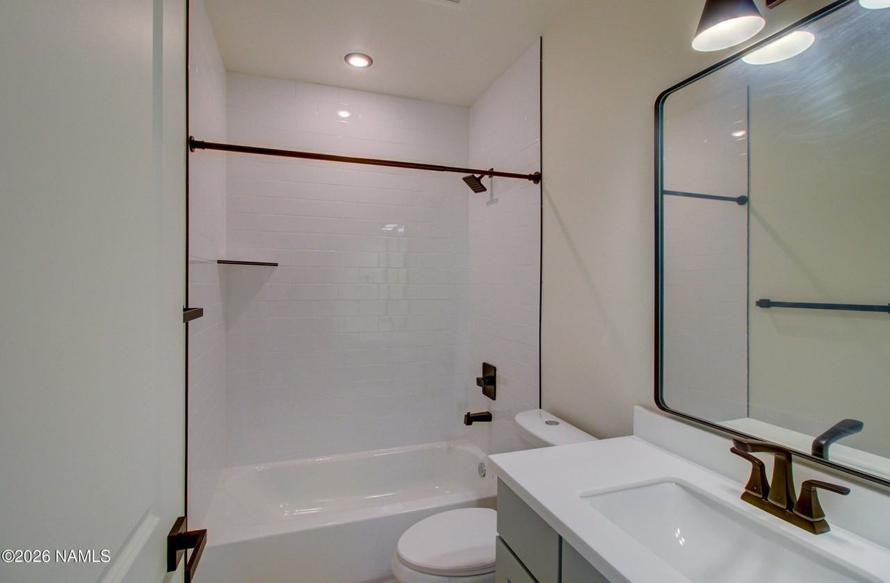 1206 E Jen Dr #101 - Photo 5 of 20