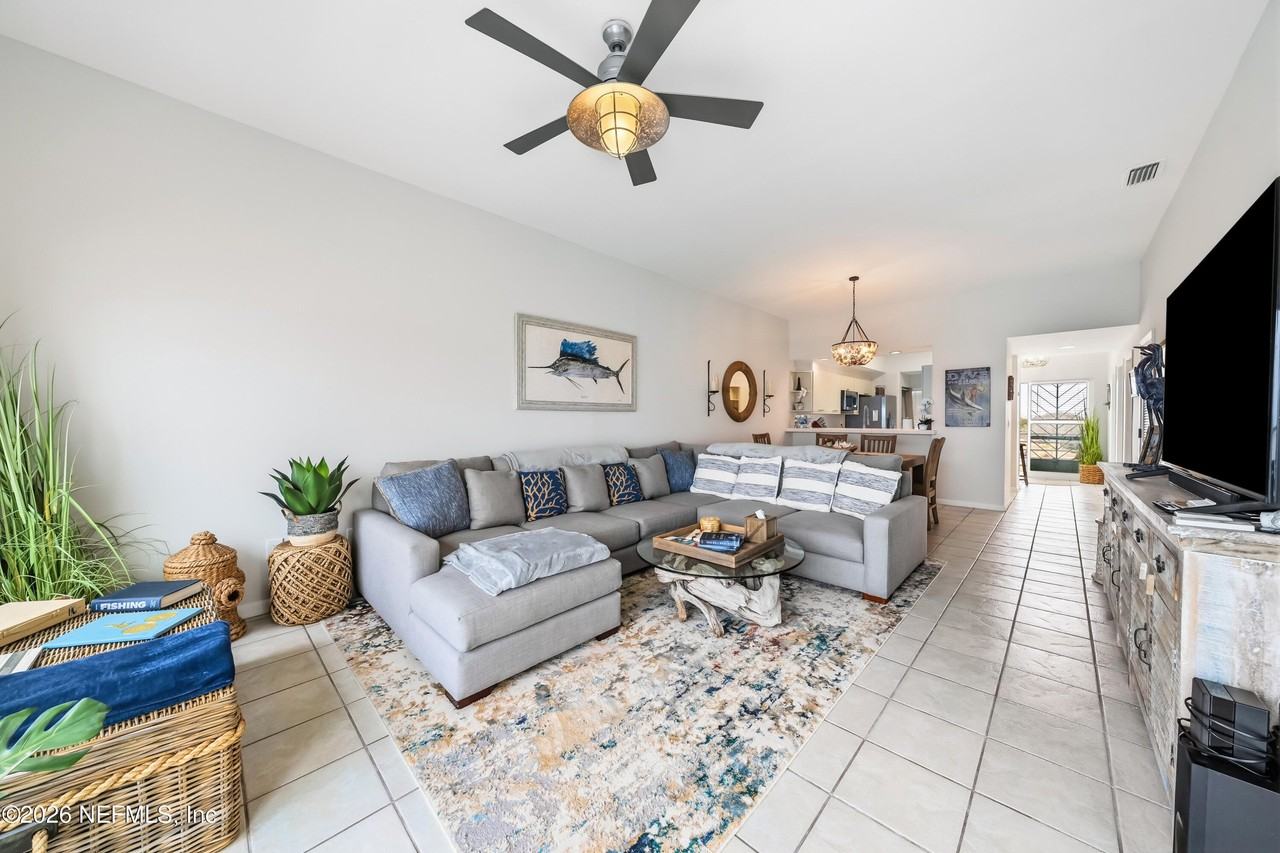 75 Comares Ave #3A - Photo 4 of 39