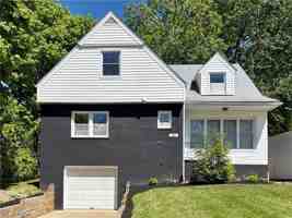 featured image of 1699 Warrensville Center Rd
