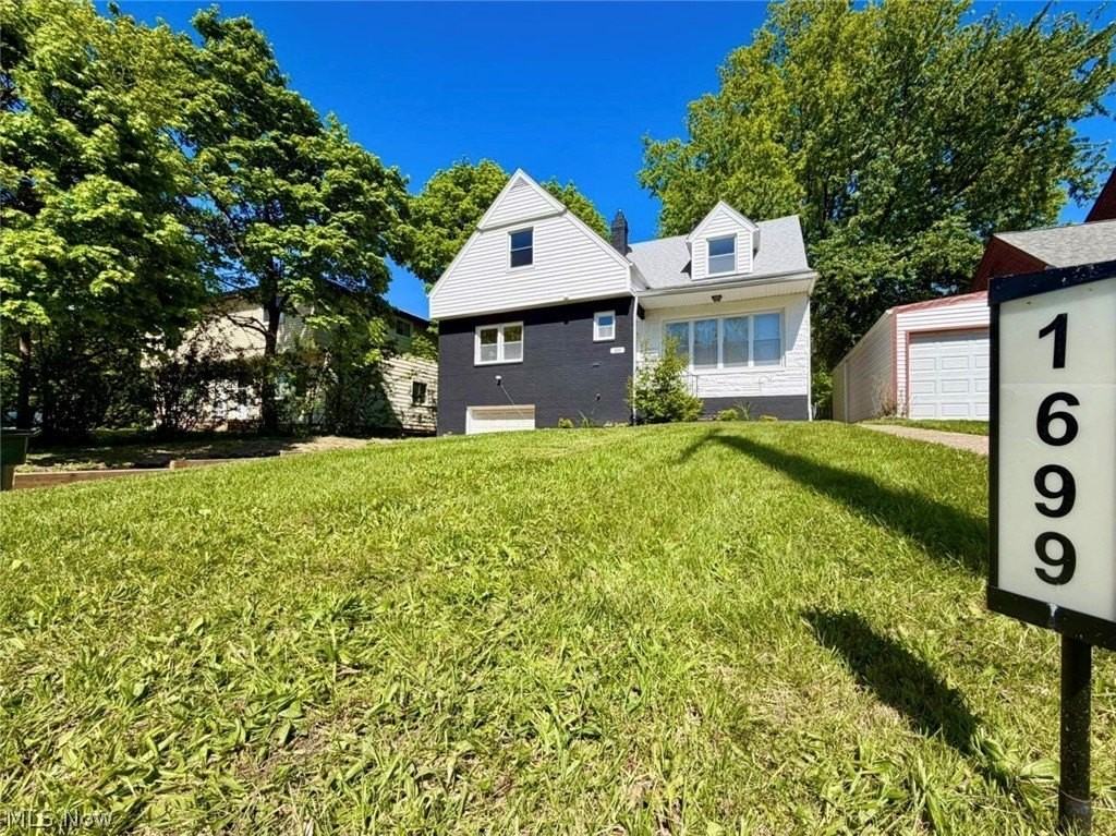 1699 Warrensville Center Rd - Photo 2 of 24