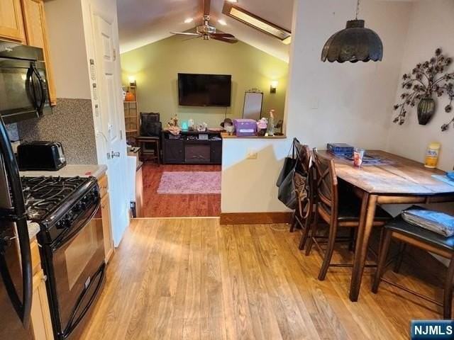 13-40 George St #2 - Photo 4 of 18