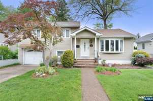 featured image of 38-55 Van Riper Pl
