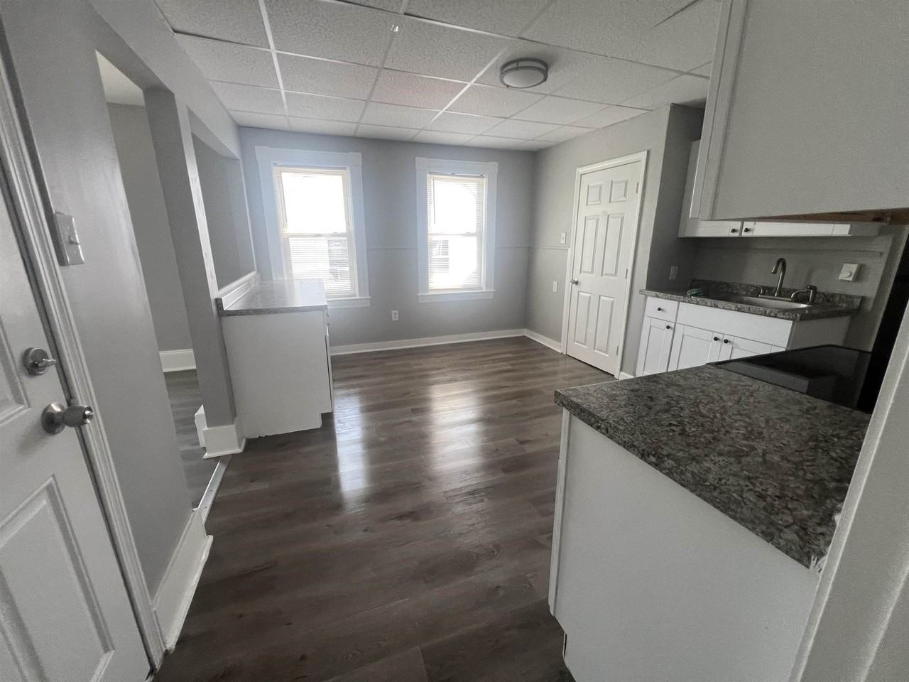 76 Ledge St #B - Photo 3 of 24